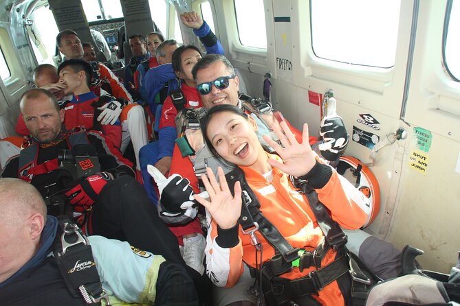 Tandem Skydiving in Prague - Tandem Jump with transfers! - The Jump Itself, 4,000m Altitude and Nearly 60 Seconds of Freefall