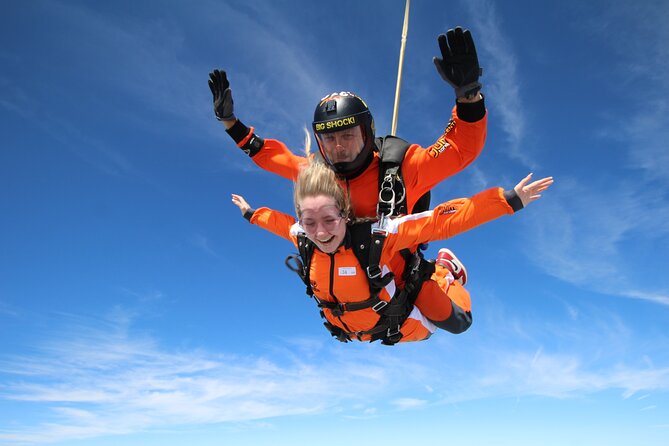 Tandem Skydiving in Prague - Tandem Jump with transfers! - What Happens Before the Jump, Briefing and Safety Checks