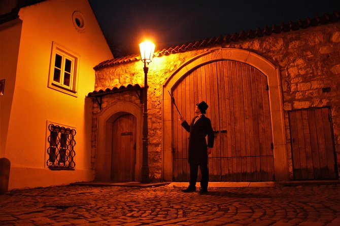 Telltale Ghost Tour - Old-New Synagogue and the Golem of Prague: A Legend You’ll Recognize