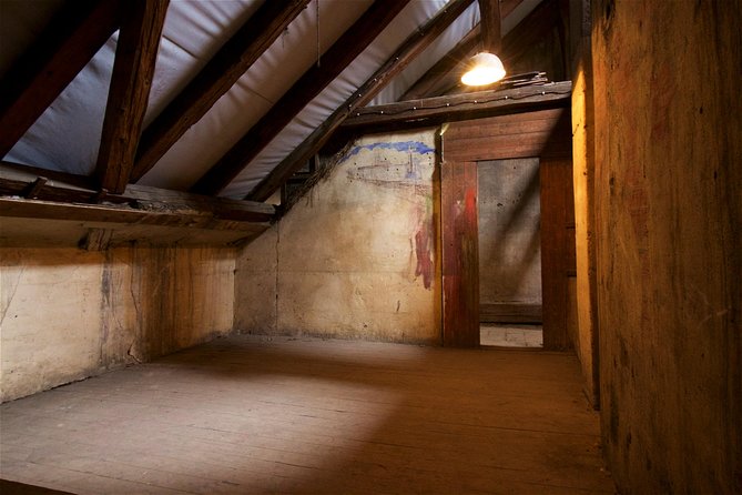 Terezin Fortress and Concentration Camp Tour from Prague - Mala Pevnost: The Small Fortress and Its WWII Prison Story