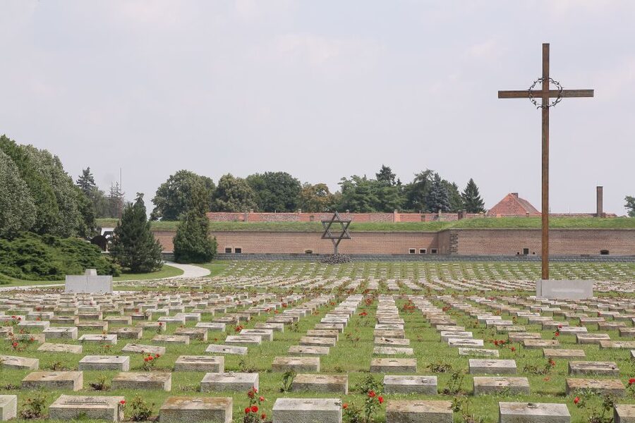 Terezin: Guided Tour of the Concentration Camp and Museum - The Concentration Camp Area: What the Walk Teaches You