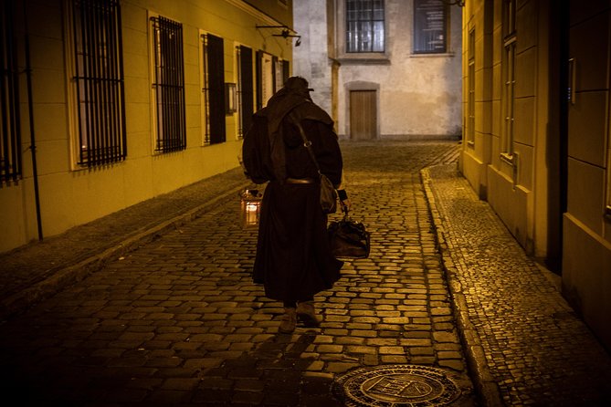 The Plague Doctor of Prague - Where the tour starts, and how the pacing works