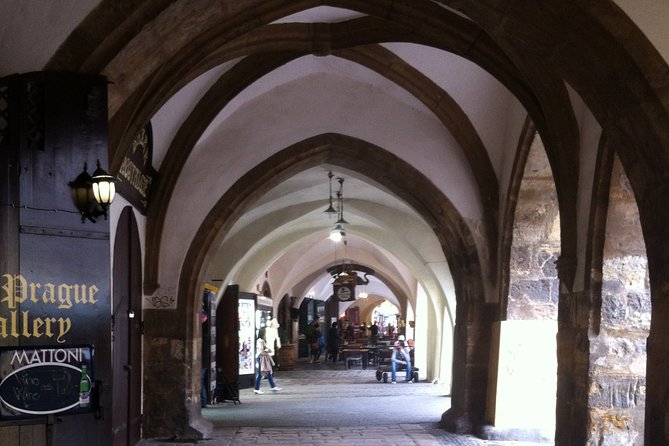 The Ultimate Prague History Tour - Stop 6 to 7: Maltežské náměstí, Lennon Wall, Kampa Island, and Museum Kampa