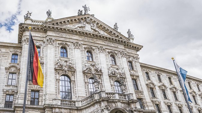 Transfer from Prague to Munich: Private with a 2 Hour Stop - Vehicle Comfort and Luggage Space, So You Do Not Stress