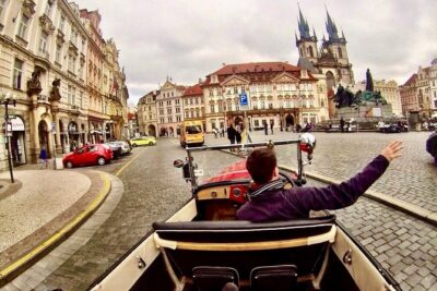 Vintage Cars Prague – Sightseeing Tour 90min / 1-6 pers.