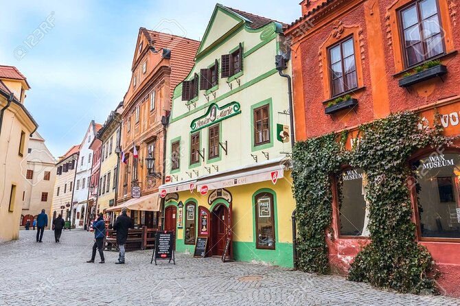 Walking private guided tour in Cesky Krumlov with local certified guide - What Is Not Included, and How to Plan Around It