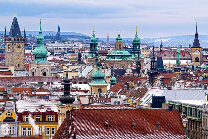 Walking through ages: 11th to 21st century, Prague flavoured - Getting started at 10:00 with trams and pickup options