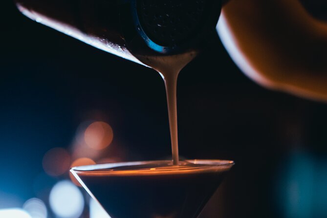 Wednesday Night Live Music and Cocktails Ticket in Kontakt Bar - Stop 1: The Contact Bar Experience, Reserved Seat and Your Cocktail Choice