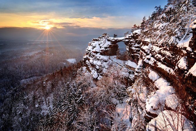 Winter Fairytale The BEST of Bohemian & Saxon Switzerland Hiking Tour - Pravcicka Gate and Sokoli Hnizdo: The Winter-Only Factor
