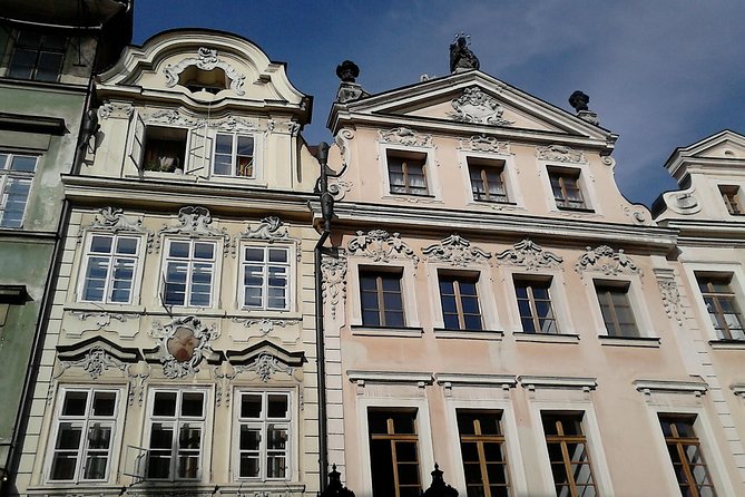 Your own guide for Prague Coronation Route Tour - Prague Castle: the best city sweep with royal context